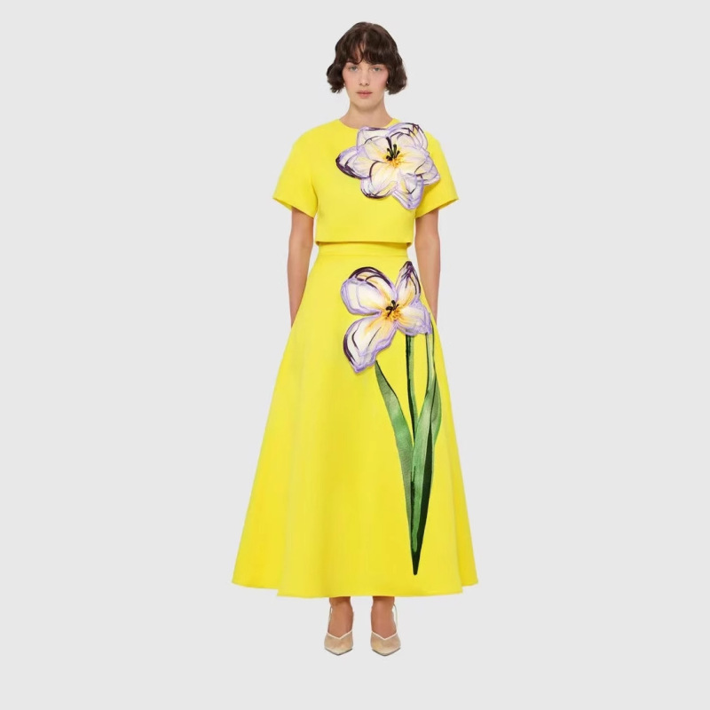 A- line skirt suit 2025 summer Australian fashion elegant positioning three-dimensional flower short sleeve top skirt long skirt