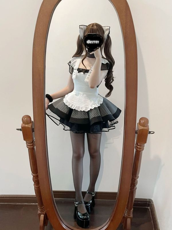レトロな黒と白のストライプロリータメイド服サブカルチャー日本のかわいいエプロンスーツコスプレドレス|undefined