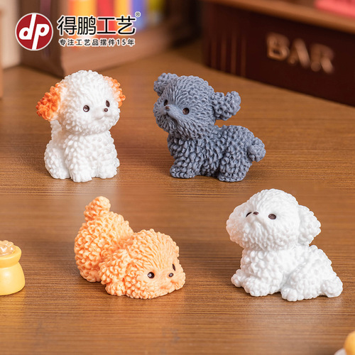 Microscopic resin decorative piece, cartoon cute curly-haired dog animal decorative item, desk car creative decorative accessory