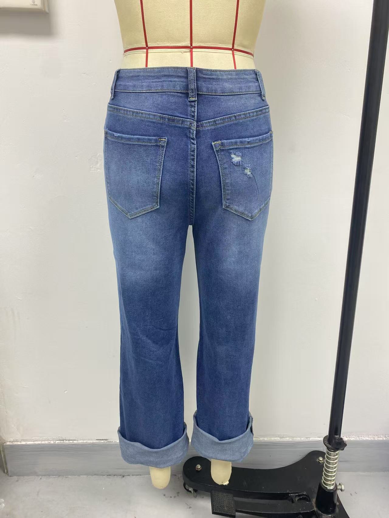 Women's Mid-Rise Straight Leg Jeans - Comfortable Distressed Denim Pants With Sandwashed Finish For Casual & Streetwear_ecoleips.com
