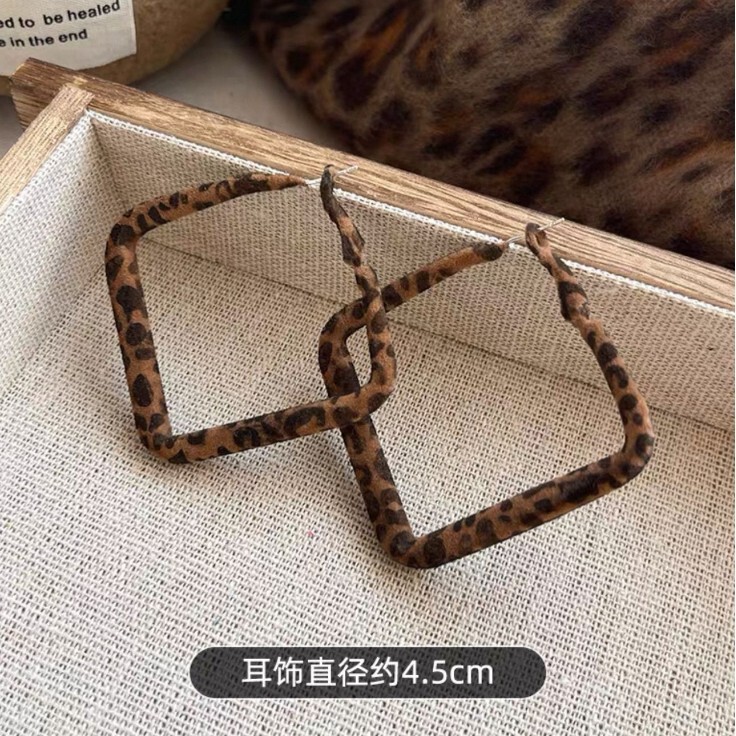 银针复古美拉德豹纹几何耳环轻奢高级感耳圈女时尚耳饰设计感小众|undefined