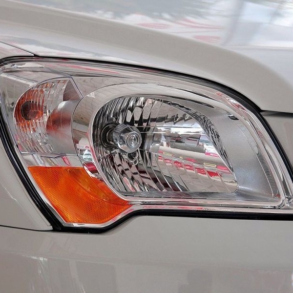 Aplicable a Dongfeng Yueda Kia viejo león corriendo faro Asamblea León corriendo 0809101112 faro original