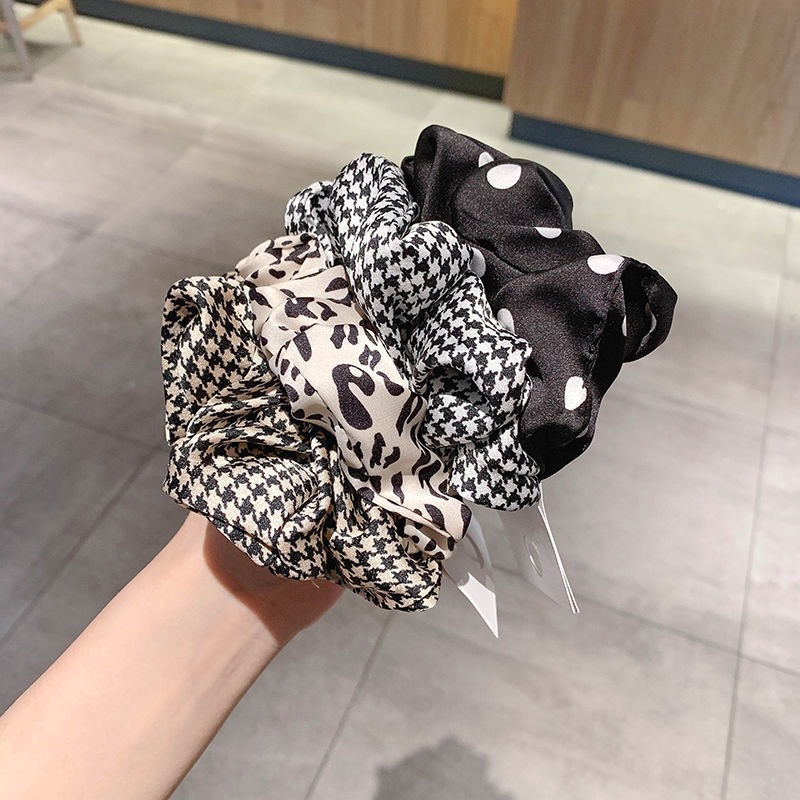20g Weight Hair Tie Hair Accessories Type Cloth Material Circle, Lattice, Leopard Pattern Retro Women'S Circle Lattice Leopard Cloth Hair Tie