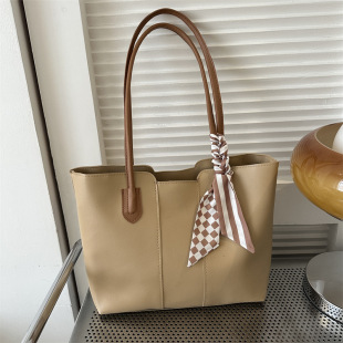 Daily Work Commuter Large Capacity Bag Women's 2023 Autumn Simple All-match Tote Bag Niche Fashion Shoulder Bag