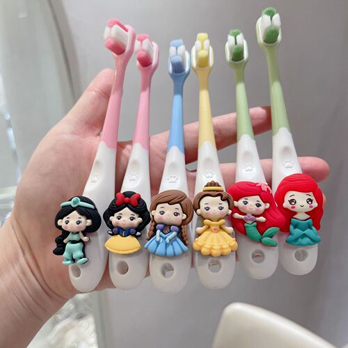 4 pack of cute princess children's toothbrushes with soft bristles for 3-6 years old, 6 to 12 years old, beginner baby toothbrush with ten thousand hairs