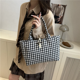 �羳���������Ӳ�����Ůͨ�ں��s�ϰ���ϵ�μ���W�����n���ذ�