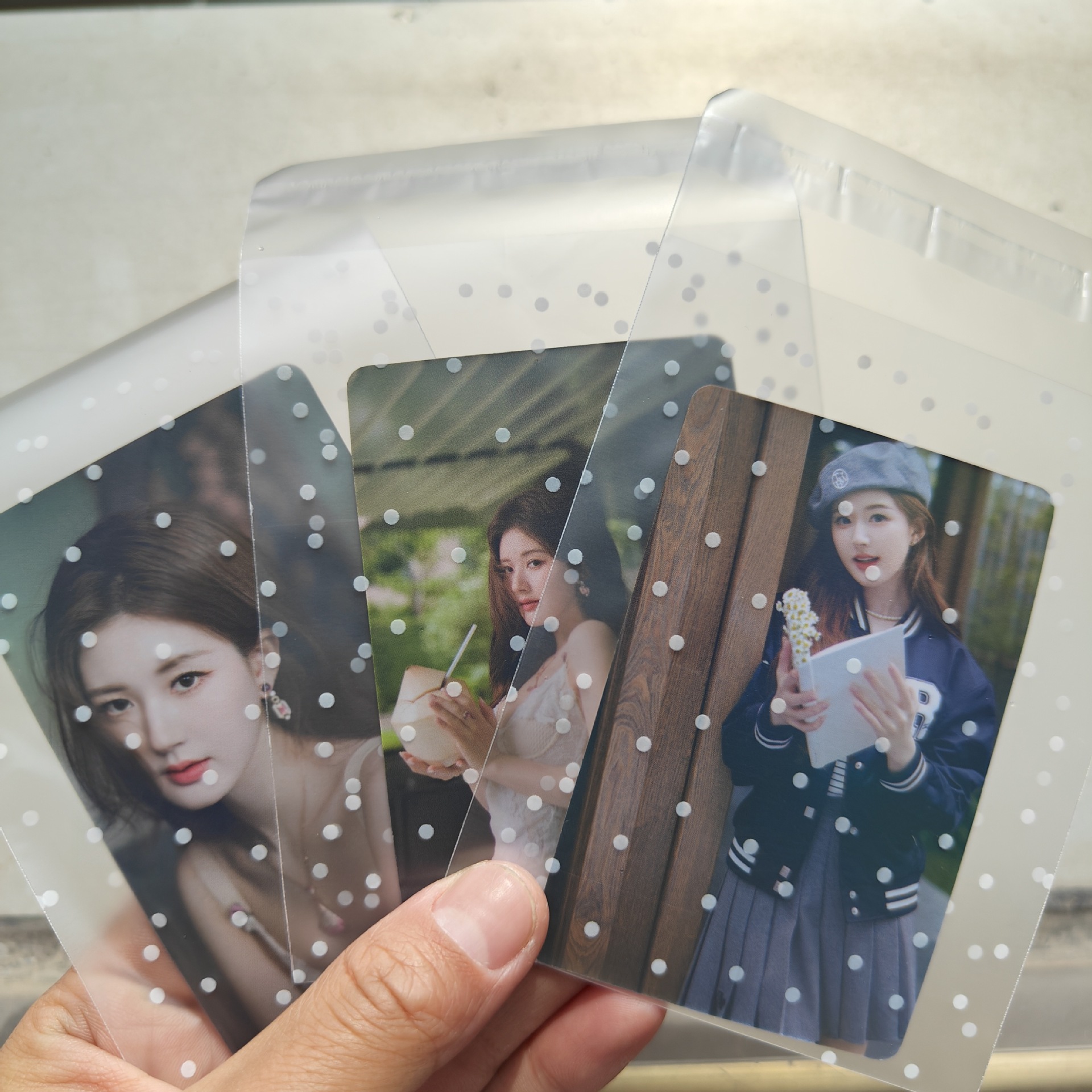 厂家原创磨砂小圆点哑膜自粘袋高颜值出卡礼品袋小卡收纳打包袋