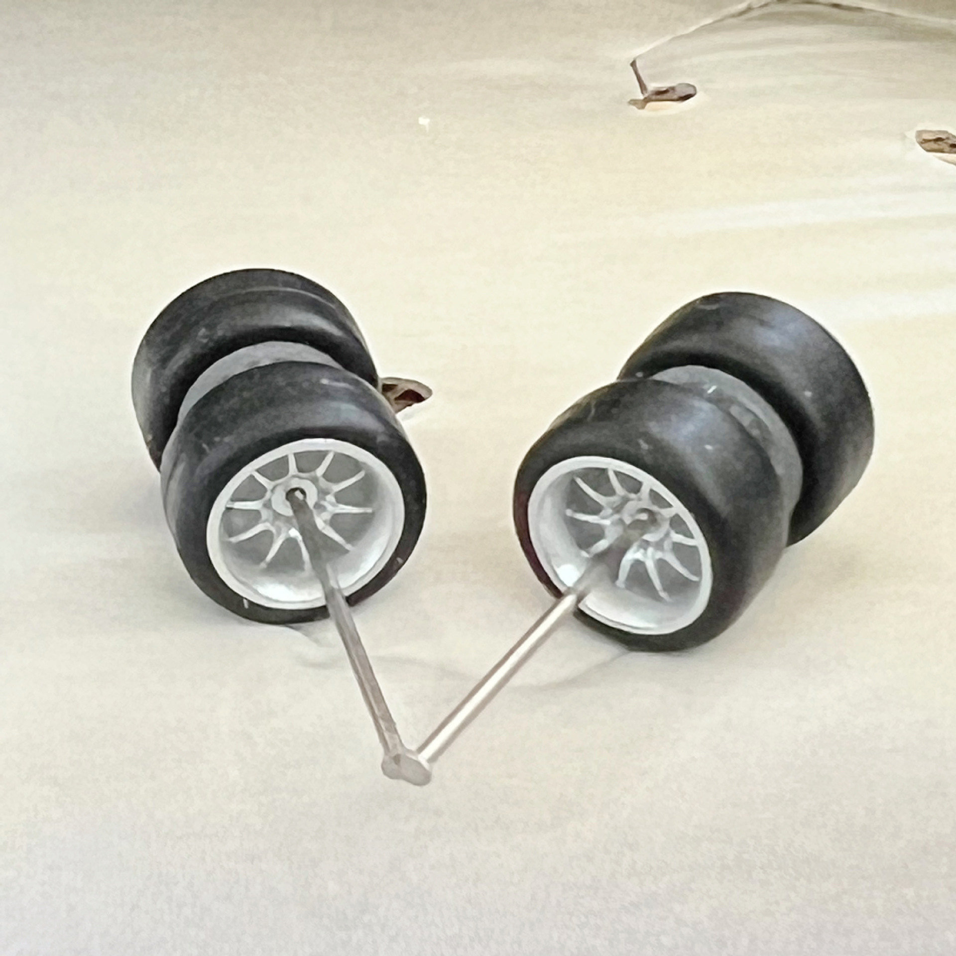 Hot Wheels Matchbox Domica 1/64 de nivel de entrada de aleación de coche modelo de modificación de la rueda de goma del neumático de goma cubo de la rueda