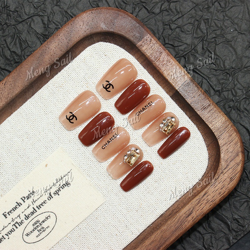 【Qianjinxiang】Purely Handmade Wearable Nail Art, High-End Sparkling Rhinestone Gradient Handmade Nail Art, Elegant and Luxurious Nail Pieces