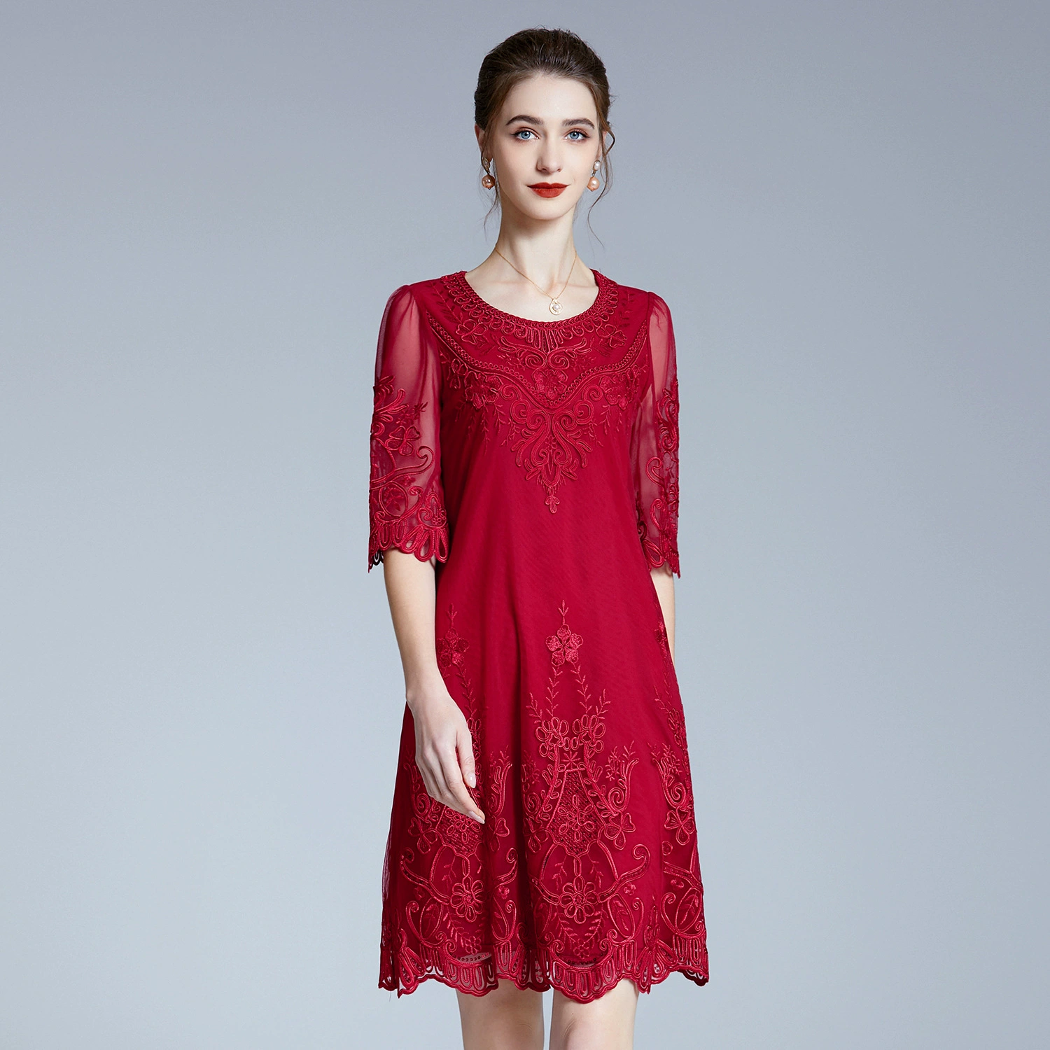 Бренд Шэньчжэнь среднего возраста и пожилых свадебное платье Счастливая Мать-в-законе мать-в-законе повседневная одежда Весна новое платье оптом