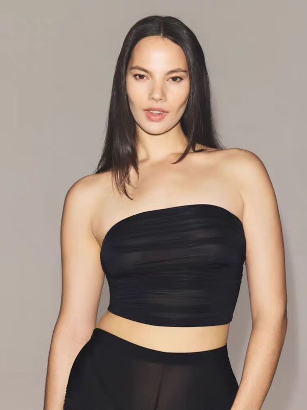 新商品 SKIMS MILKY SHEER CROPPED TUBE TOP チューブトップ プリーツストレッチトップベスト|undefined