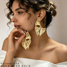 ���Գ�Ҷ�Ӷ���Ůŷ�����������������ʱ�м�Լ����Ҷ��������Ʒ