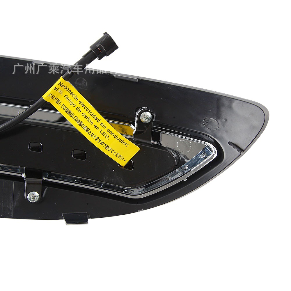 Aplicable a Mercedes-Benz Viano LED Luz de marcha diurna modificado conjunto de luz antiniebla delantera