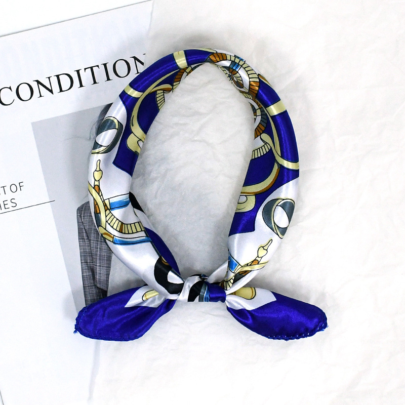 50 Satin Chain Pañuelo cuadrado estampado Color Sense de alta gama Moda de todo fósforo azafata profesional Servicio al cliente Bufanda de decoración Bufanda de seda