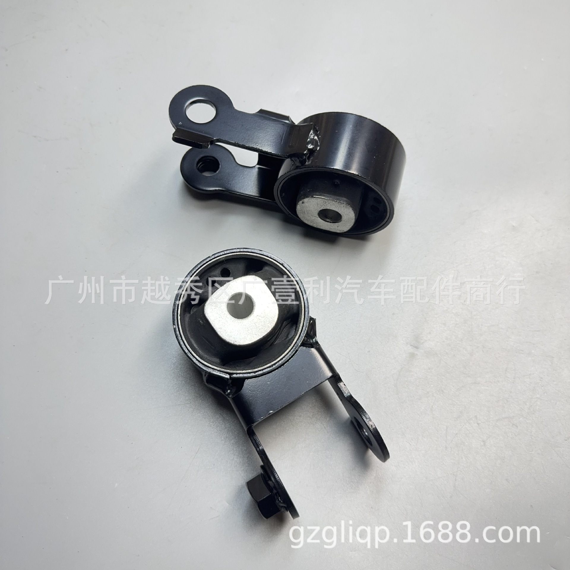 Applicable 12363-0M050 12363-21060 12363-0M020 yaris NCP90 upper right foot glue