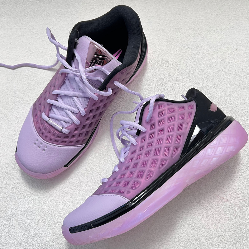 Kobe 3 Mamba basketball shoes, Kobe 3 Brunson anti-torsion practical sneakers, breathable, springy, grippy men's sports shoes