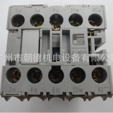 SC-M02/G  SC09AG-E01  DC24V  继电器