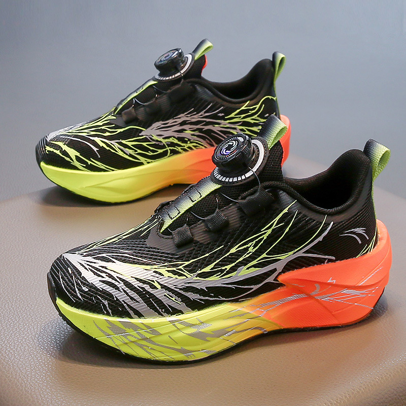 Zapatos infantiles otoño 2025 nuevo estilo de moda para niños y niñas zapatos deportivos de malla transpirable antideslizante zapatos de trotar ligeros