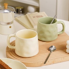 手握りクリーム風シリーズマグカップ家庭用大容量純色セラミックカップ高颜値クリエイティブコーヒーカップ