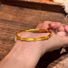 赤い本の爆発金桂暗香桂花ブレスレット女性ファッション洗練された新しい高級感が彼女にプレゼントされた
