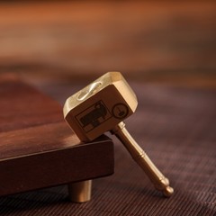 歐美影視周邊黃銅雷神之錘指尖陀螺兒童成人禮品手把件復仇者聯盟