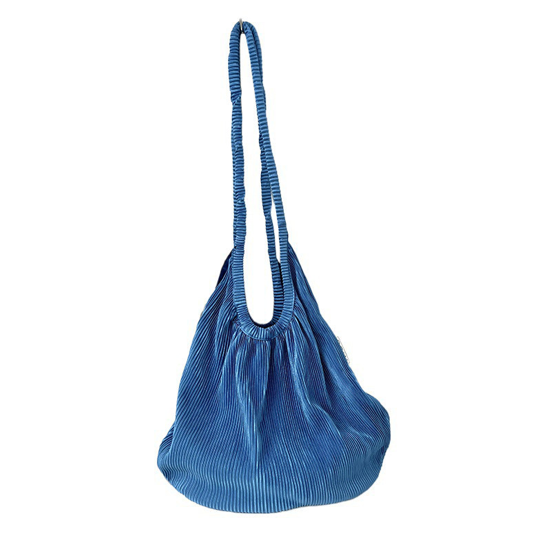 Bolsa de hombro inclinada de marca de moda red bolsa de gran capacidad de transporte bolsa de lona casual bolsa de color caramelo delgada pliegue