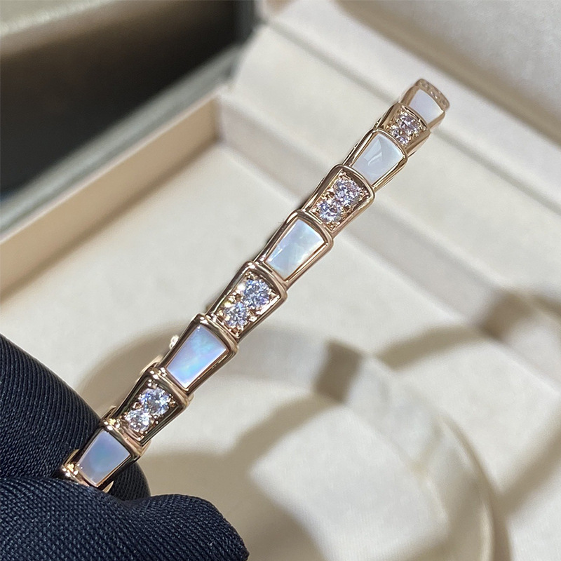 Baoge high quality V Gold White Fritillaria Snake Bone Bracelet Women's Light Luxury Fashionable Elegant Exquisite Diamond Snake Bracelet