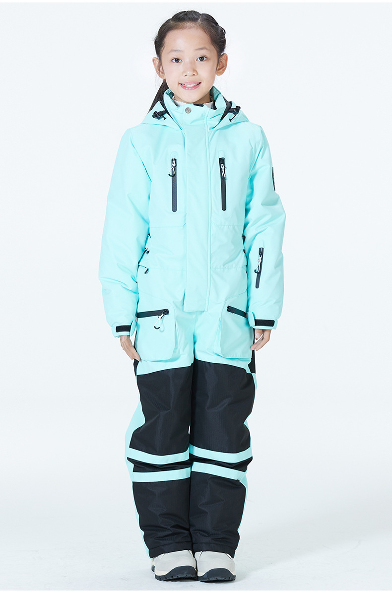 1030 Ski suit 23584.jpg