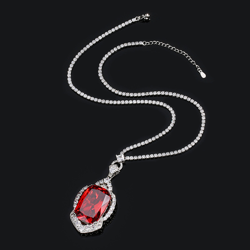 2024 nuevo estilo Zhuang Shengsheng joyería fondo de cobre chapado en oro moda imitación de color tesoro diamante colgante de lujo collar piedra 20*28