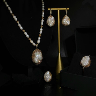 Set natural Baroque pearl necklace natural shape is bright and temperamental noble sweater chain manufacturers direct supply
