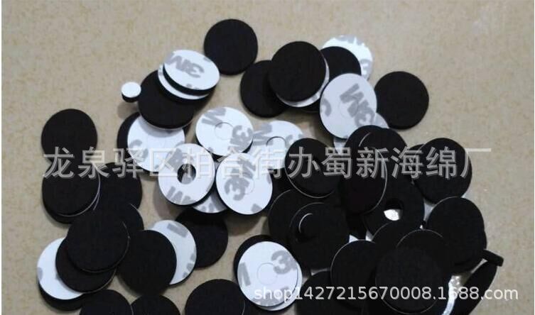 厂家供应单面带胶黑色橡胶海绵/黑色阻燃单面带胶阻燃吸音橡胶