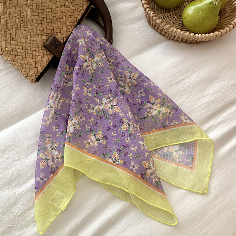 Flores toallas cuadradas nuevas versiones coreanas ins frescas, suaves y dulces, accesorios de bufandas de seda delgadas, bufandas de cuello, cinta de paquete