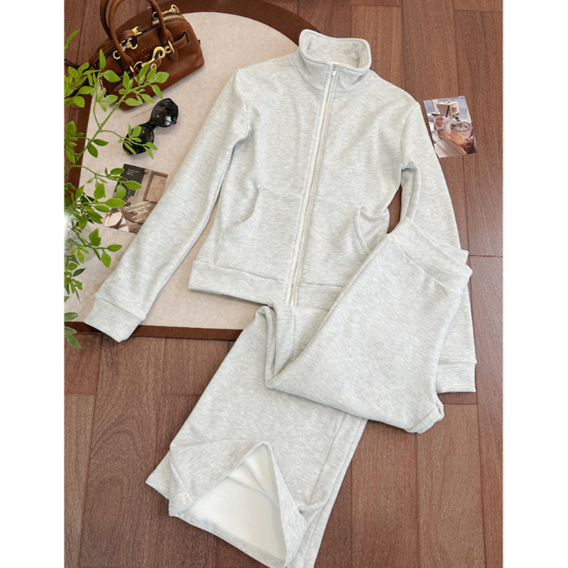 In Stock/Stay-At-Home Girl Leisure Set - Soft and Plush Fleece-Lined Slim-Fit Jacket with Wide-Leg Pants and Fine Stripes Set