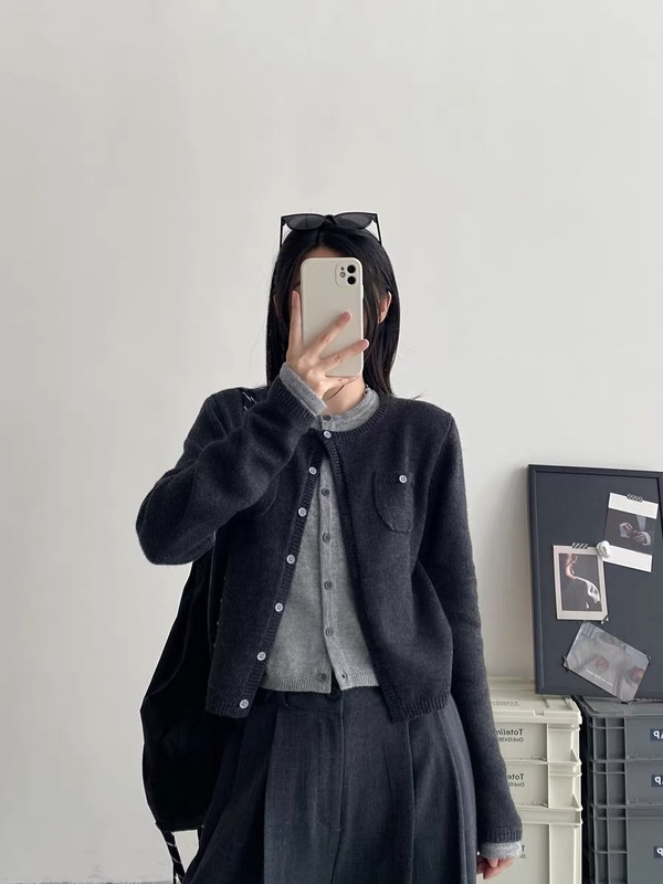复古撞色假两件针织开衫女秋冬设计感美拉德穿搭气质短款毛衣外套|undefined