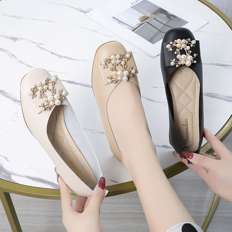 Mary Jane Women's Shoes, Spring and Autumn Flats, 2026 New French and British Style, Chunky Heel, Flat Mid-Heel, Soft Leather Shoes Mary Jane Women's Shoes, Spring and Autumn Flats, 2026 New French and British Style, Chunky Heel, Flat Mid-Heel, Soft Leather Shoes