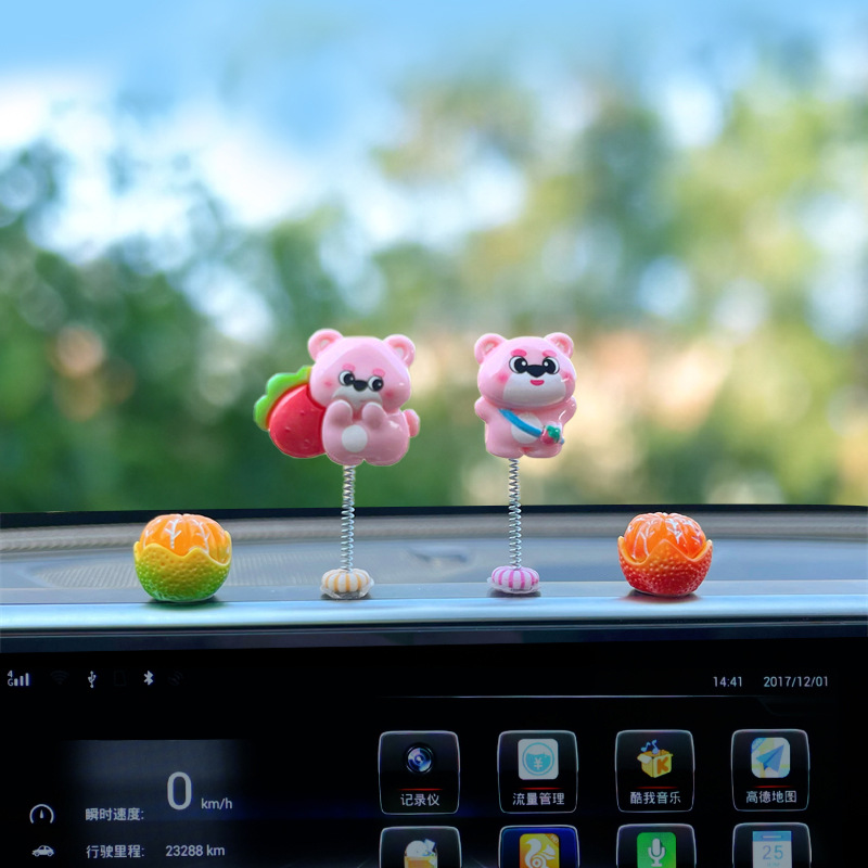Nuevo lindo oso de fresa decoración de coche de dibujos animados consola central de coche decoración de pantalla de navegación decoración de cabeza