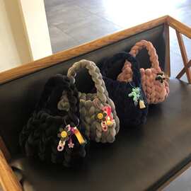 水晶绒灌芯纱编织包手工编织包包绒布包diy小红书拎邮差包靠枕