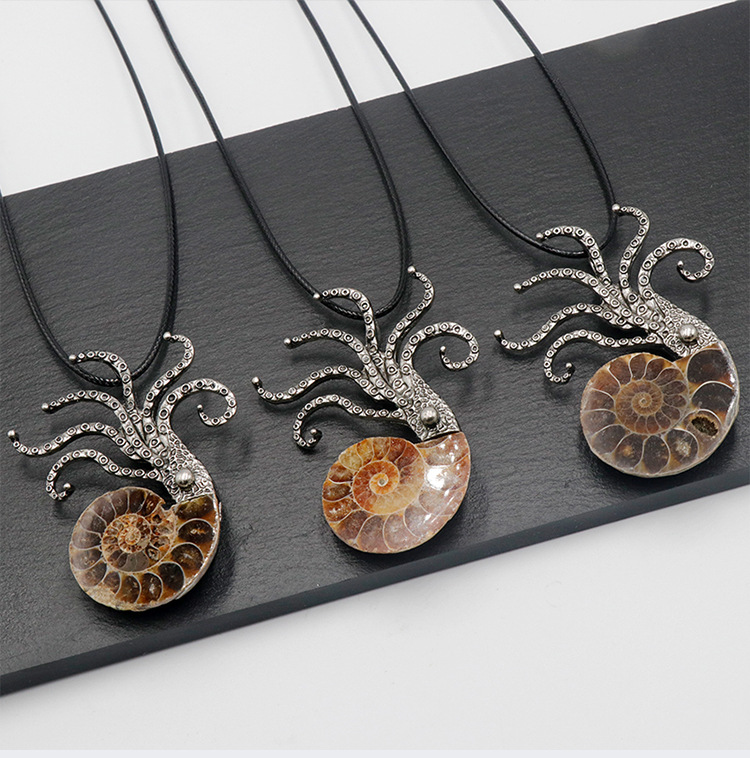 1 Piece Quantity Shell Material Vacation Pin Conch Octopus Shell Charms Jewelry Accessories 1 Piece