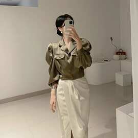 韩国chic秋季新款西装领泡泡袖衬衫女宽松短款显瘦别致泡泡袖上衣