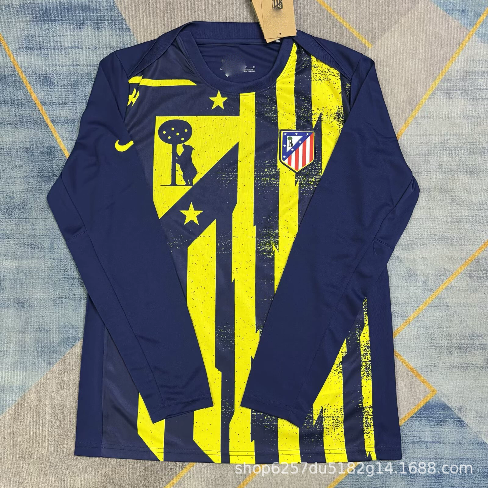 Популярная версия 2526 футбольных длинных рукавов тайская версия Arsenal Royal M Paris Atletico Madrid Man L Miami Mexico Chelsea New York
