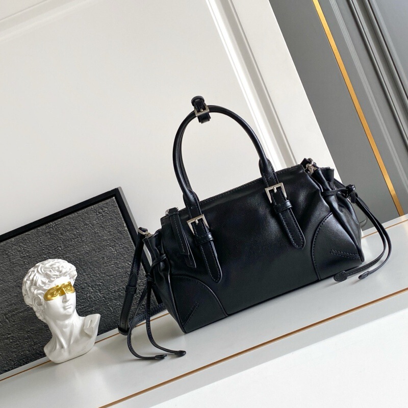 (Guangzhou Cross-Border Original Leather) P brand lychee-patterned cowhide killer bag, shell-shaped bag, commuter M LV shoulder bag and handbag (Guangzhou Cross-Border Original Leather) P brand lychee-patterned cowhide killer bag, shell-shaped bag, commuter M LV shoulder bag and handbag