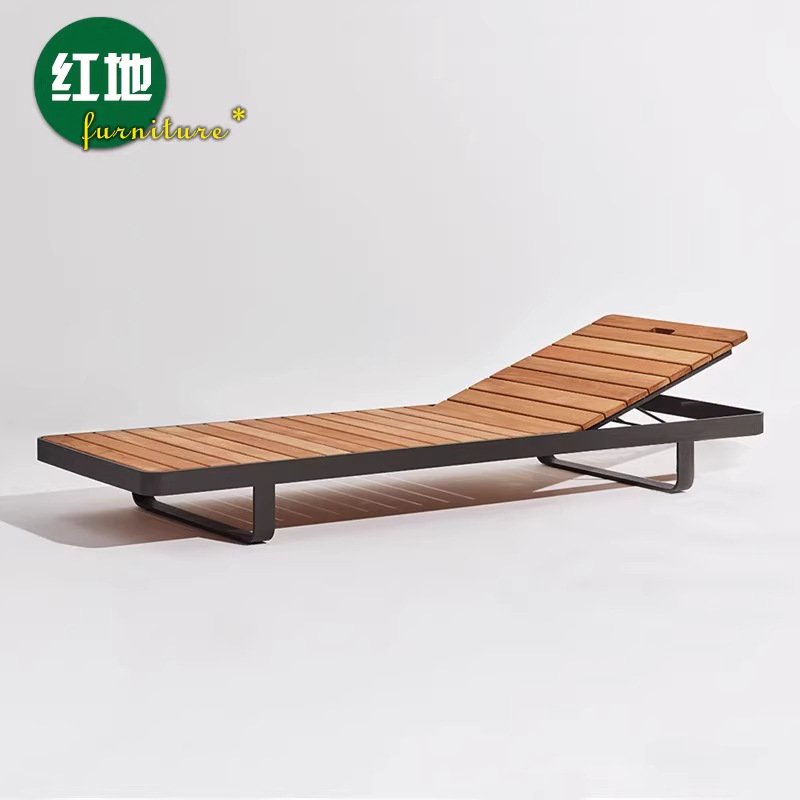 La cama tumbada de luce (aleación de aluminio + superficie de teca) no contiene almohadilla