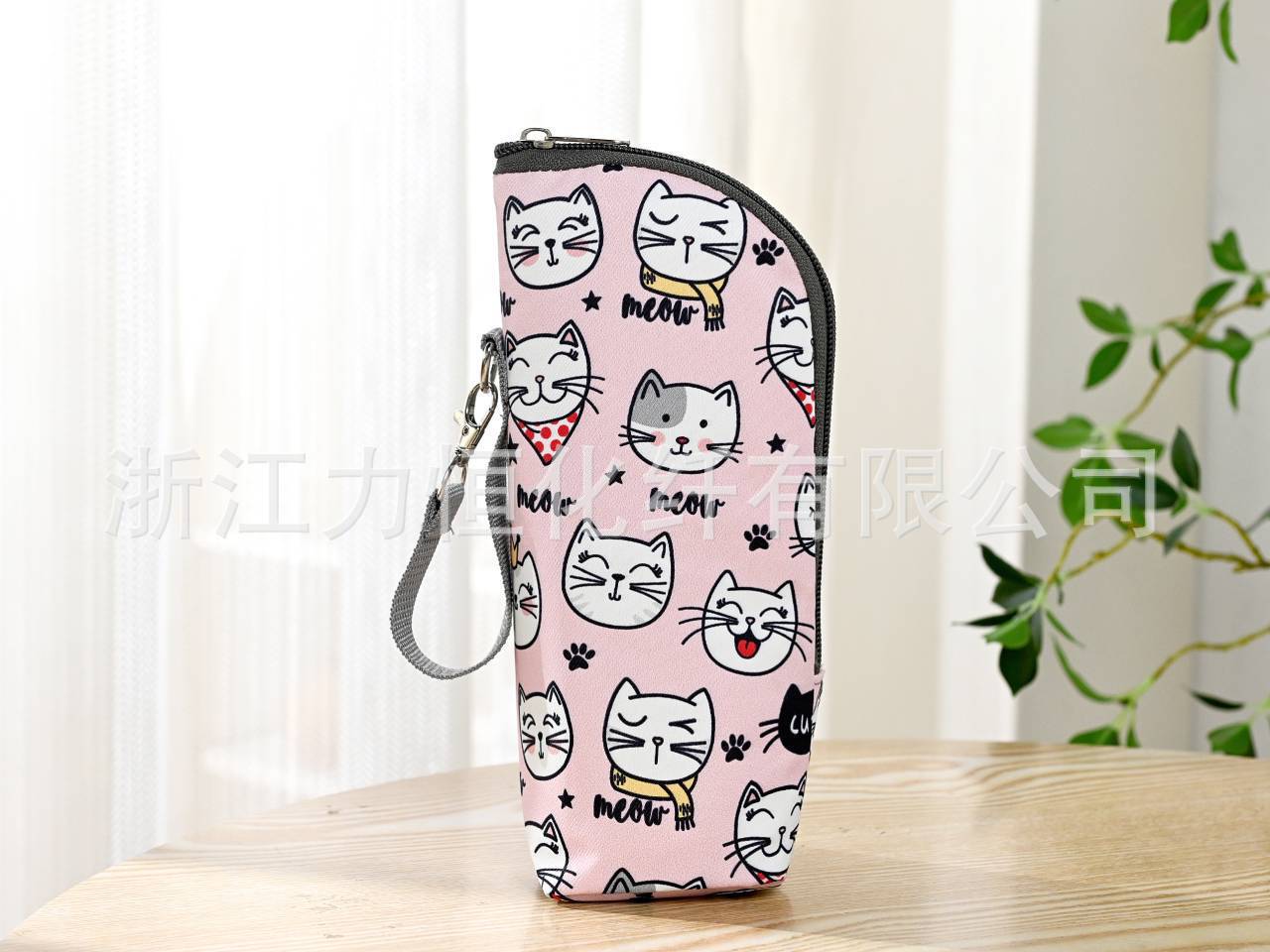 새끼 고양이