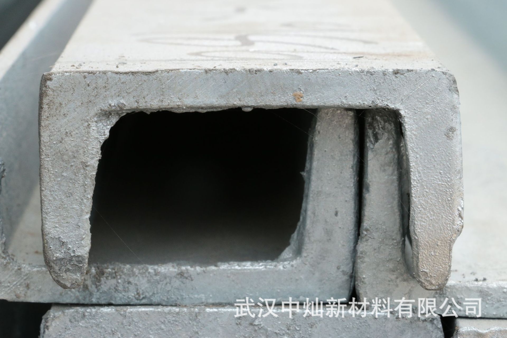 湖北 镀锌槽钢 一根起售 Q345B 可切割加工打孔