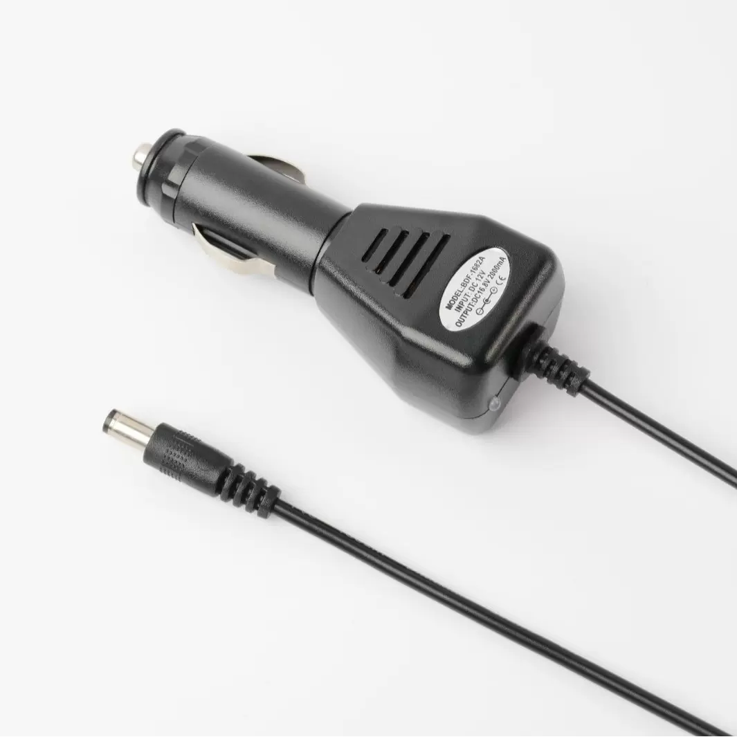 14.4v1A车充 12v1a 13.8v1a 15v1A  16v1a 锂电池充电器 ce认证