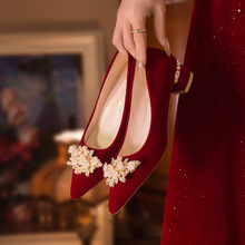 秀禾服婚鞋女红色粗跟不累脚新娘鞋2024新款中式尖头结婚敬酒服鞋