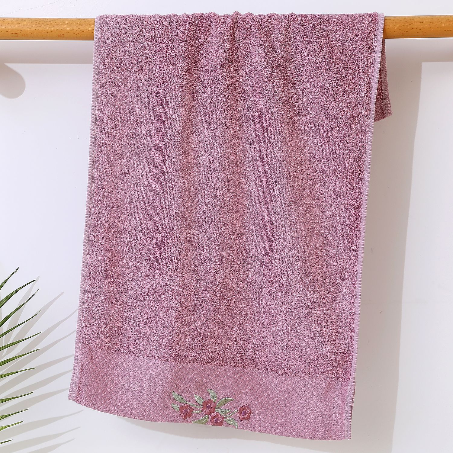 Thickened Embroidered Absorbent Bamboo Fiber With Peony Pattern, Adult Face Wash Towel, Wholesale Gift Towel_voghion.com