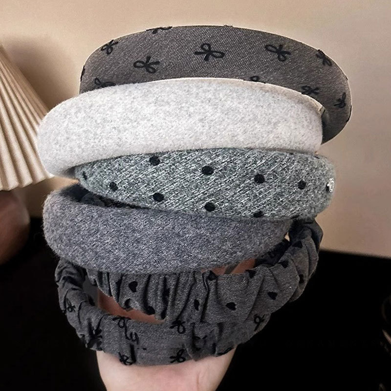 Otoño e invierno peluche gris banda de cabello de mujer alta sensación de salir alojado clip de cabello alto cráneo banda de cabello tocado