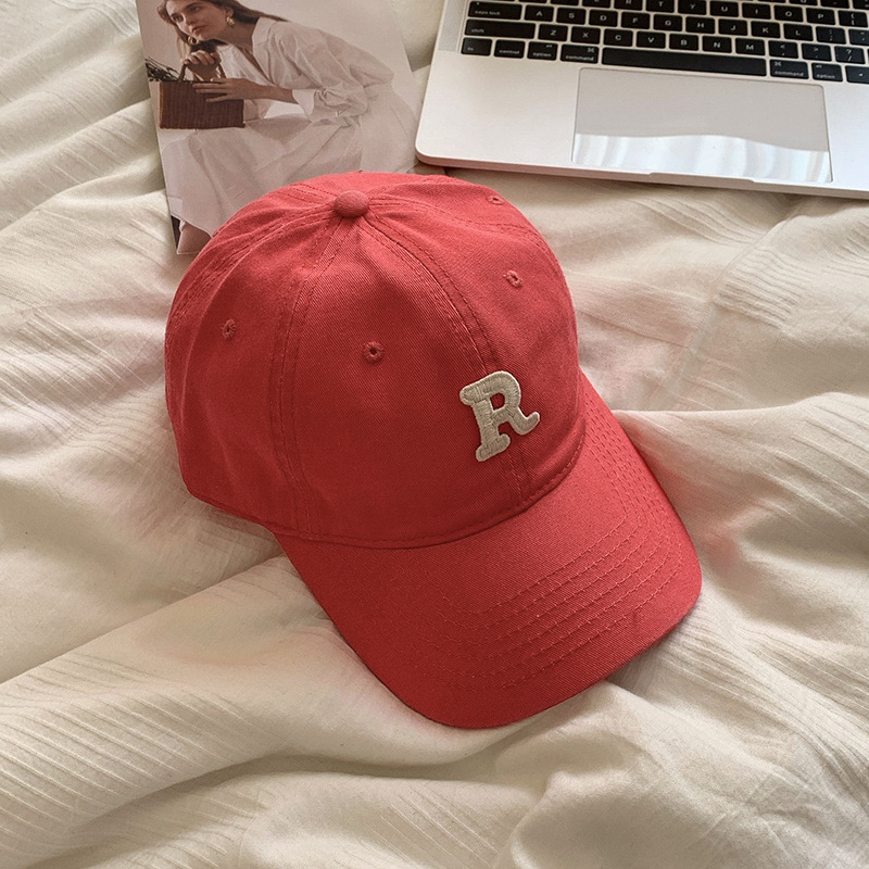 Gorra de béisbol estilo coreano circunferencia de la cabeza grande cara-mirando pequeño sombrero hombres y mujeres pareja moda todo partido letra R gorra al por mayor