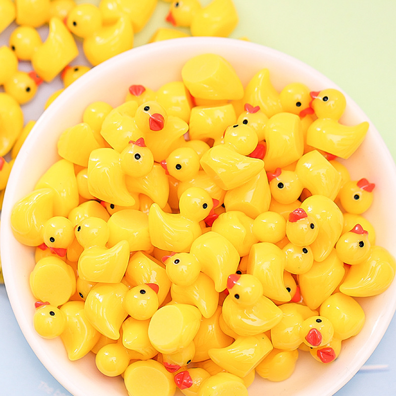 Simulation mini cute little yellow duck mixed resin food play diy stereo cartoon luminous ornaments accessories wholesale